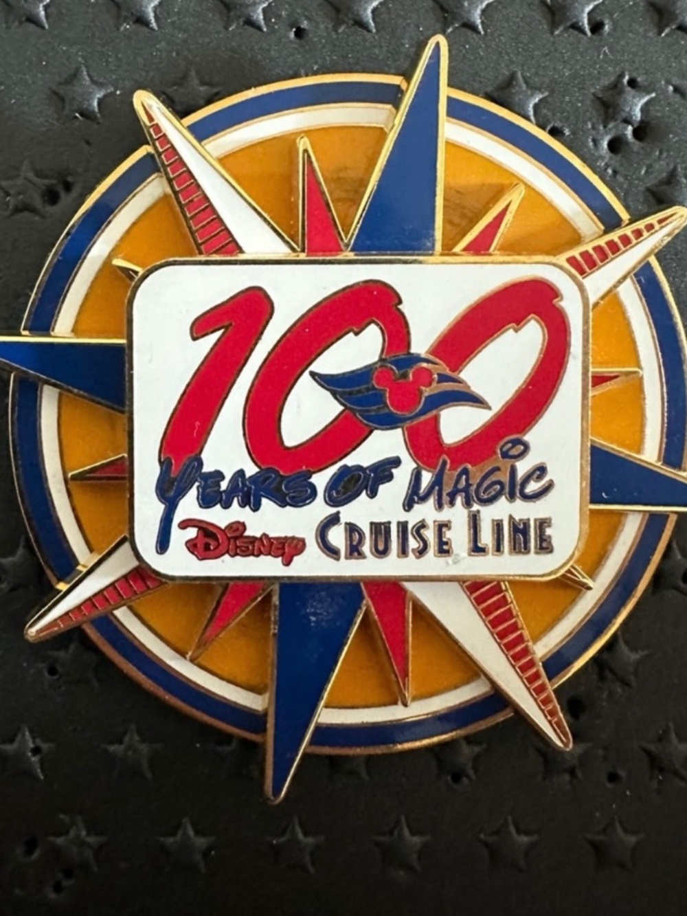 Authentic Vintagr Disney‎ 100 Years of Magic Spinner Pin